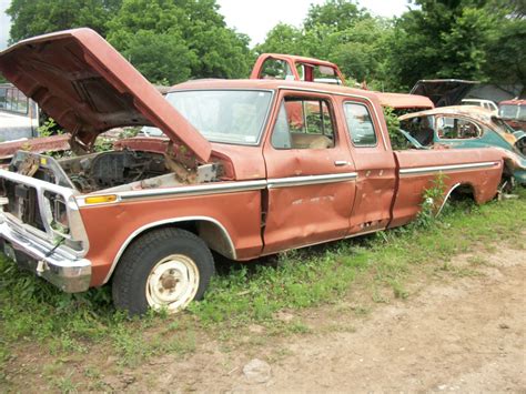 The Marsh Auto Parts Yard specializes in recycled OEM parts and new aftermarket parts for cars, light trucks and SUVs while the Marsh Auto Parts Truck Yard location offers a huge selection of used and recycled parts for medium to heavy duty trucks or road tractors. . Ford pickup truck salvage yards